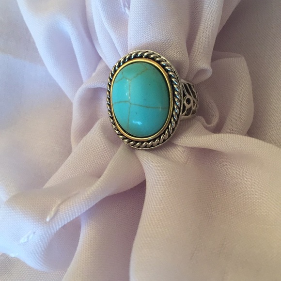 Turquoise Stone Ring - Picture 3 of 7